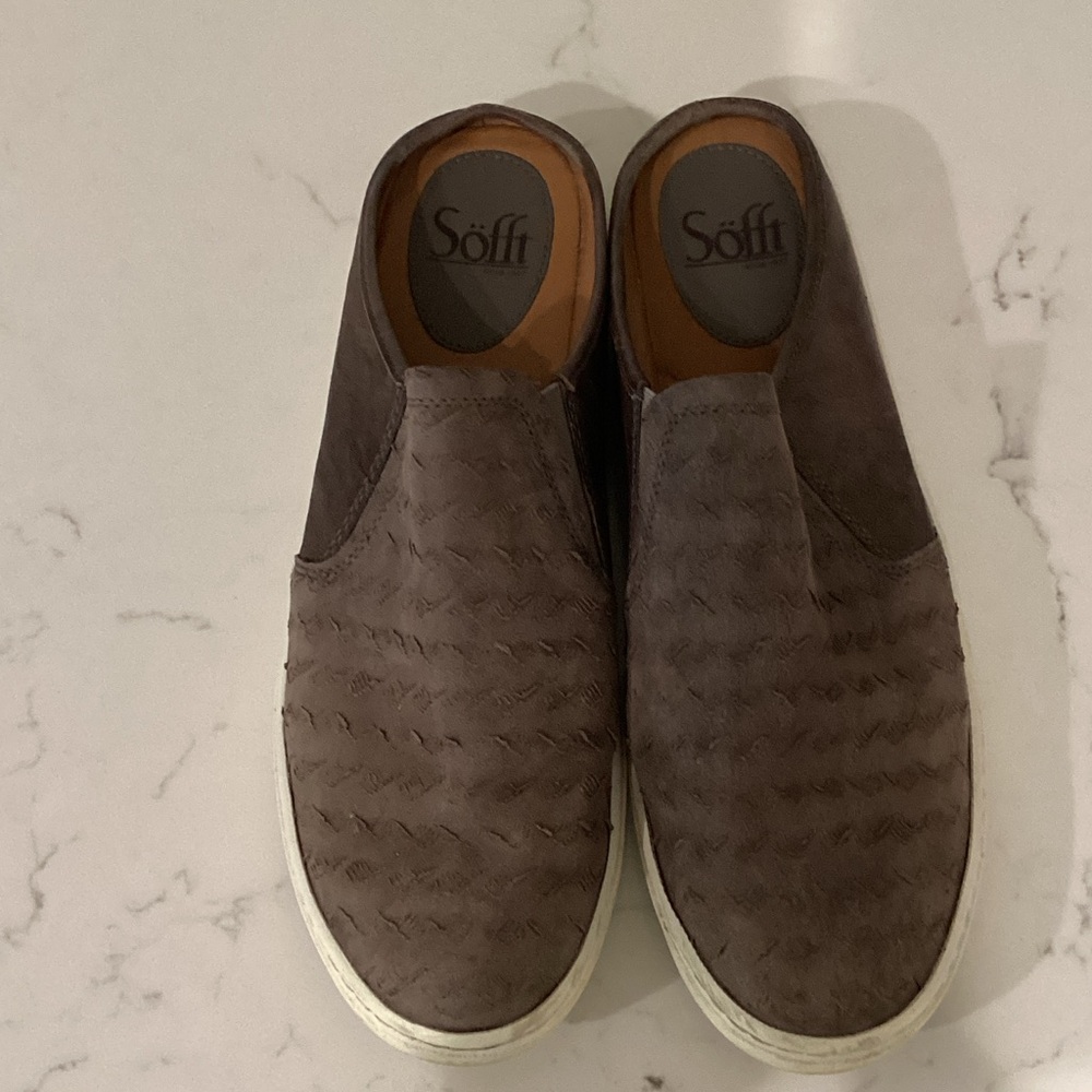 Sofft Textured Brown Slip-On